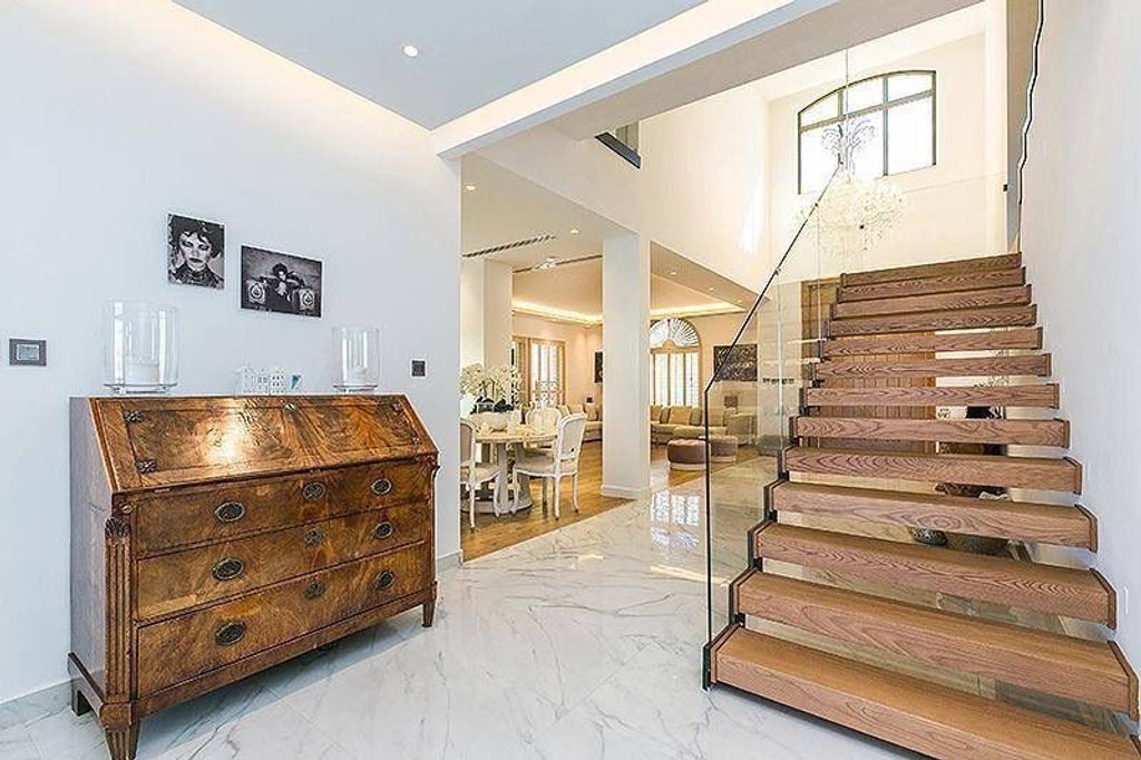 5 bedroom luxury villa for sale in frond b the palm jumeirah dubai5.jpg